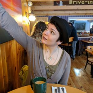 Meet your Posher, Fiona